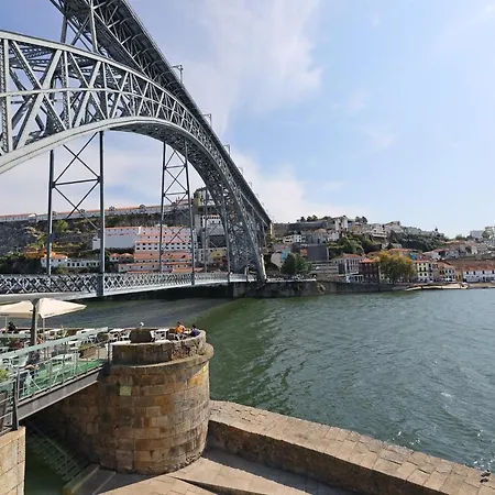 Flh With Balcony Porto