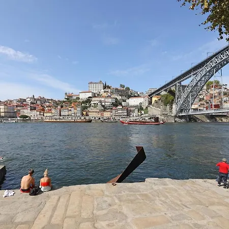 Flh With Balcony * Porto